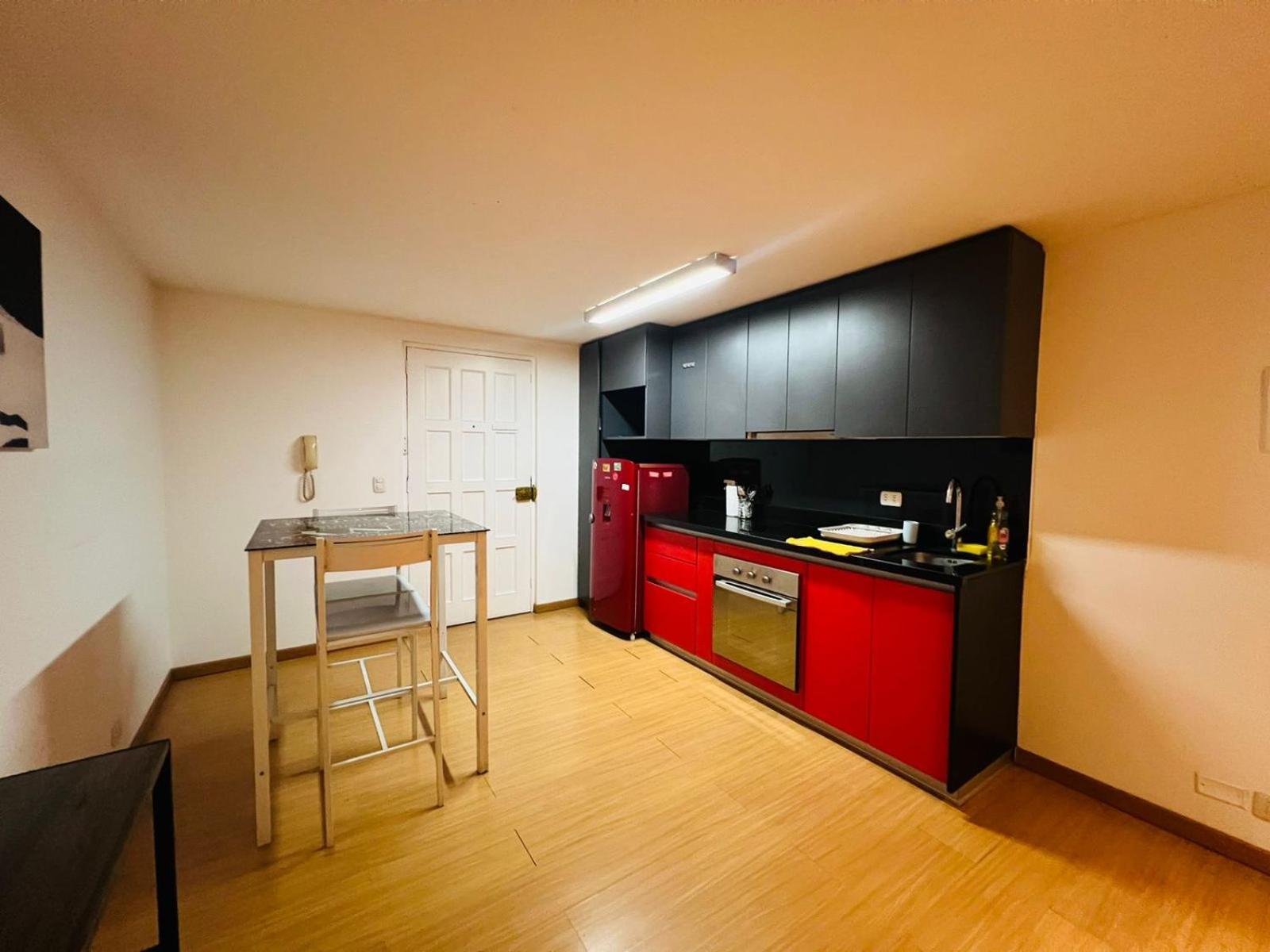 リマDuplex A Media Cuadra De La Embajada Eeuuアパートメント エクステリア 写真